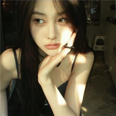 芙蓉春色